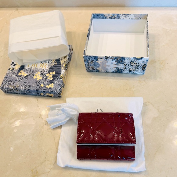 Brand New Lady Dior Lotus Wallet - Picture 8 of 12